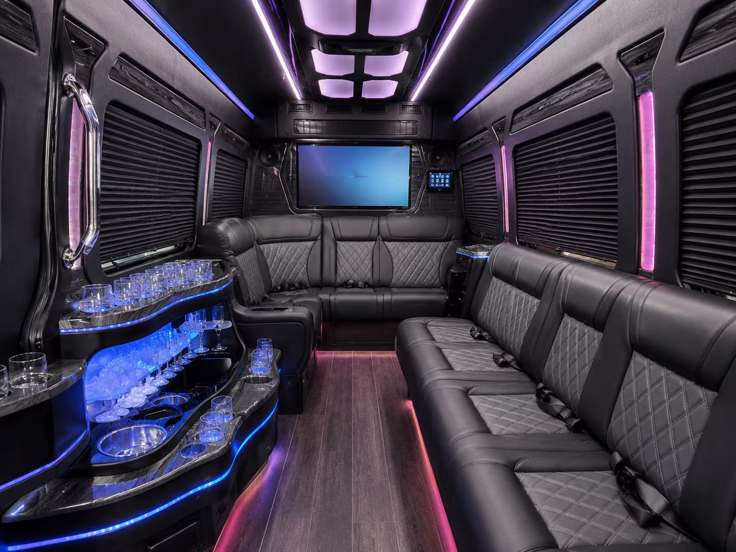 greenacrescharterbuscompany com is how your group gets to kravis center without the parking scramble on okeechobee
