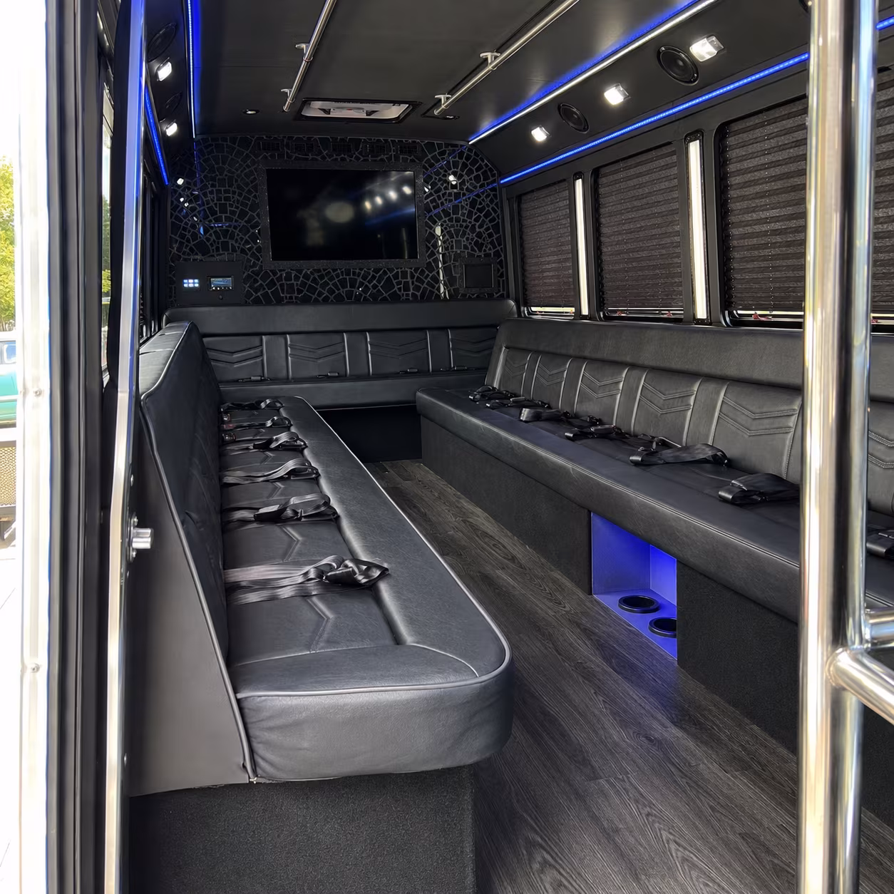 palm beach gardens bus rentals to palm beach gardens private events made easy