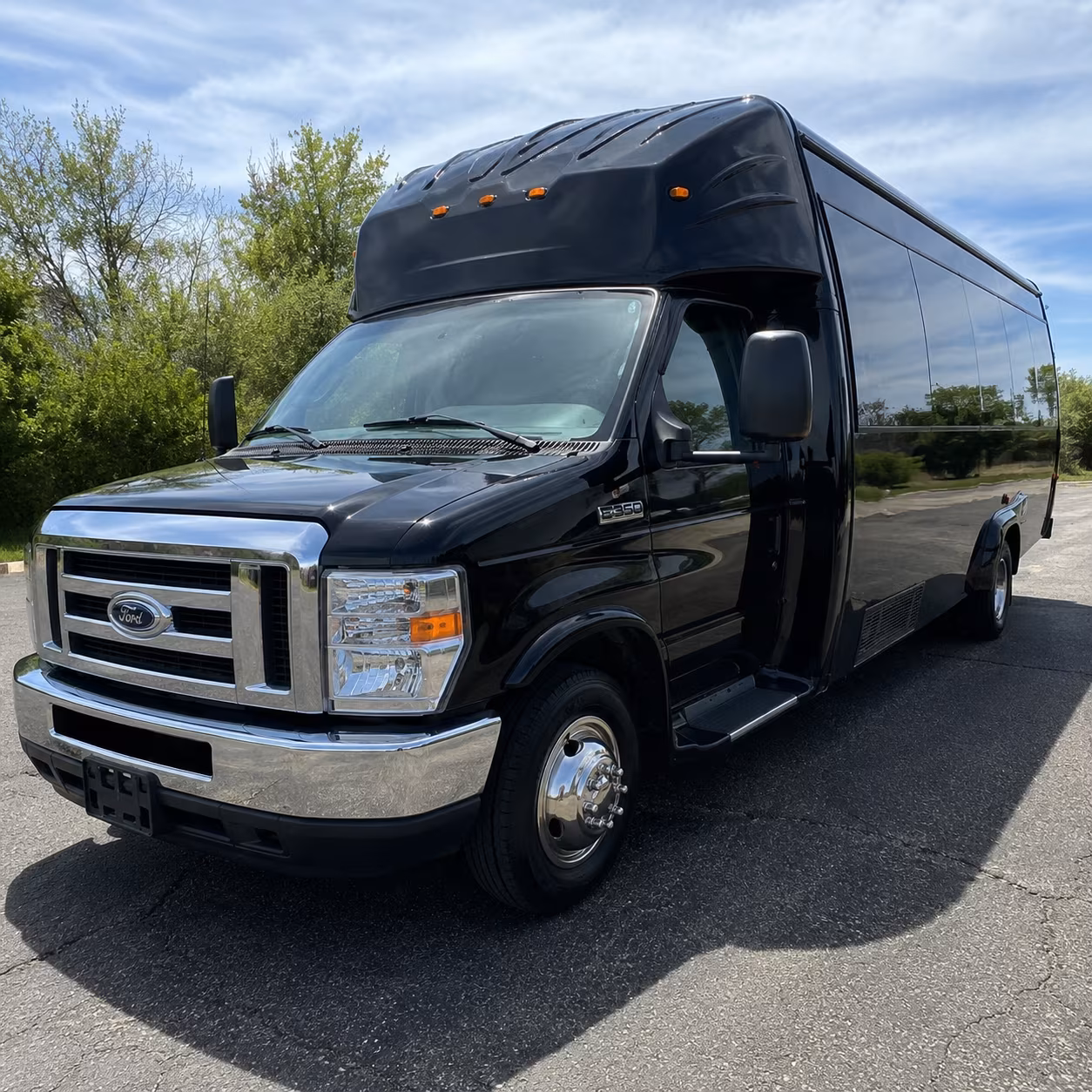 use a party bus for bachelorette wine tours and birthday crawls in palm beach county