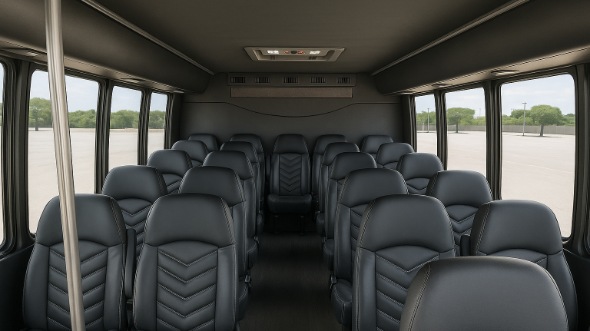 delray beach 28 passenger minibus