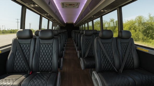 greenacres 15 passenger minibus rental