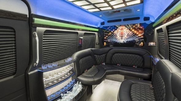 greenacres sprinter limo rental inside